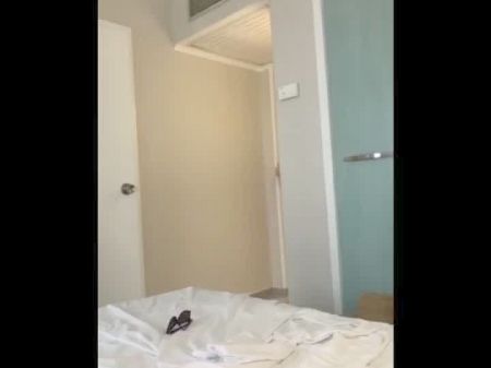 xxx_sleeping_son_mausi_hotel_one_room