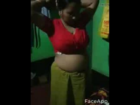 nude aunty changing desisil