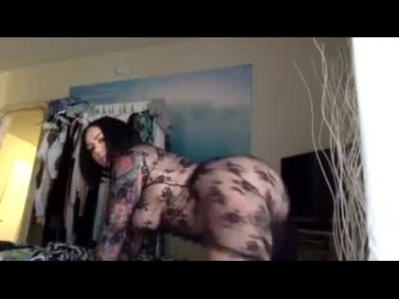 big tits shaking webcam