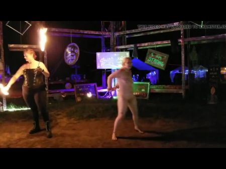 freedownload nude public dance