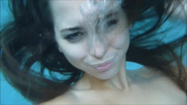 swim nude vk